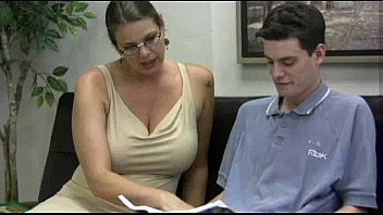 Xxx cu o matura ce face sex cu nepotul xxl