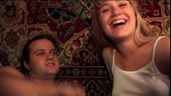 Uite taranoi de la tara cum se filmeaza cand se fut