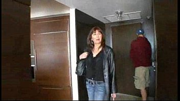 Film porno cu sonor plange cand este fututa in pizda