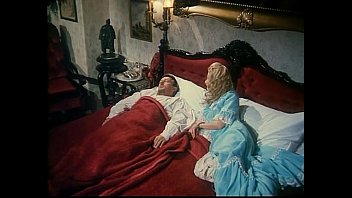 Film vechi cu o italianca blonda excitata si fututa in toate pozitiile